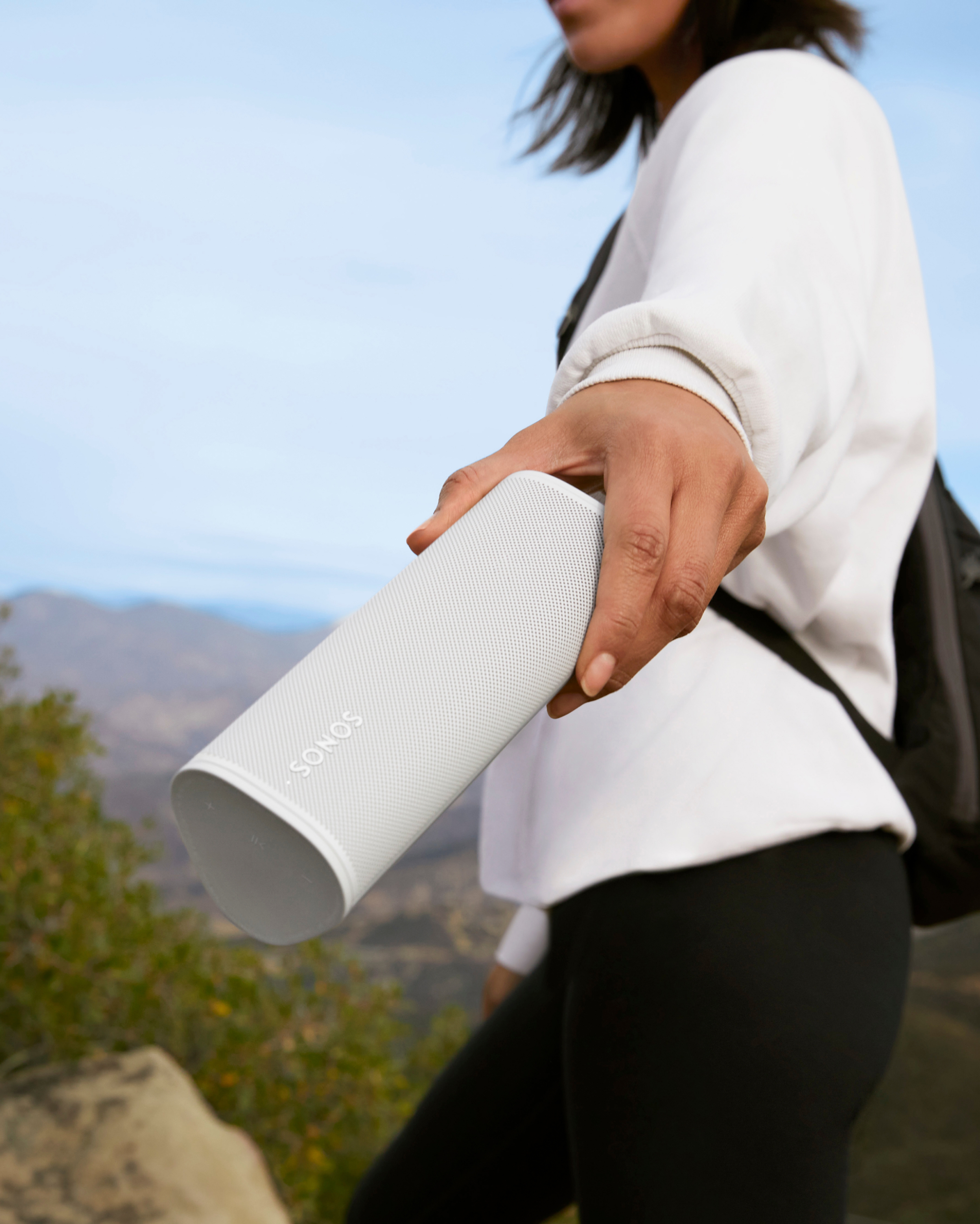 Lunar White Roam SL outdoors