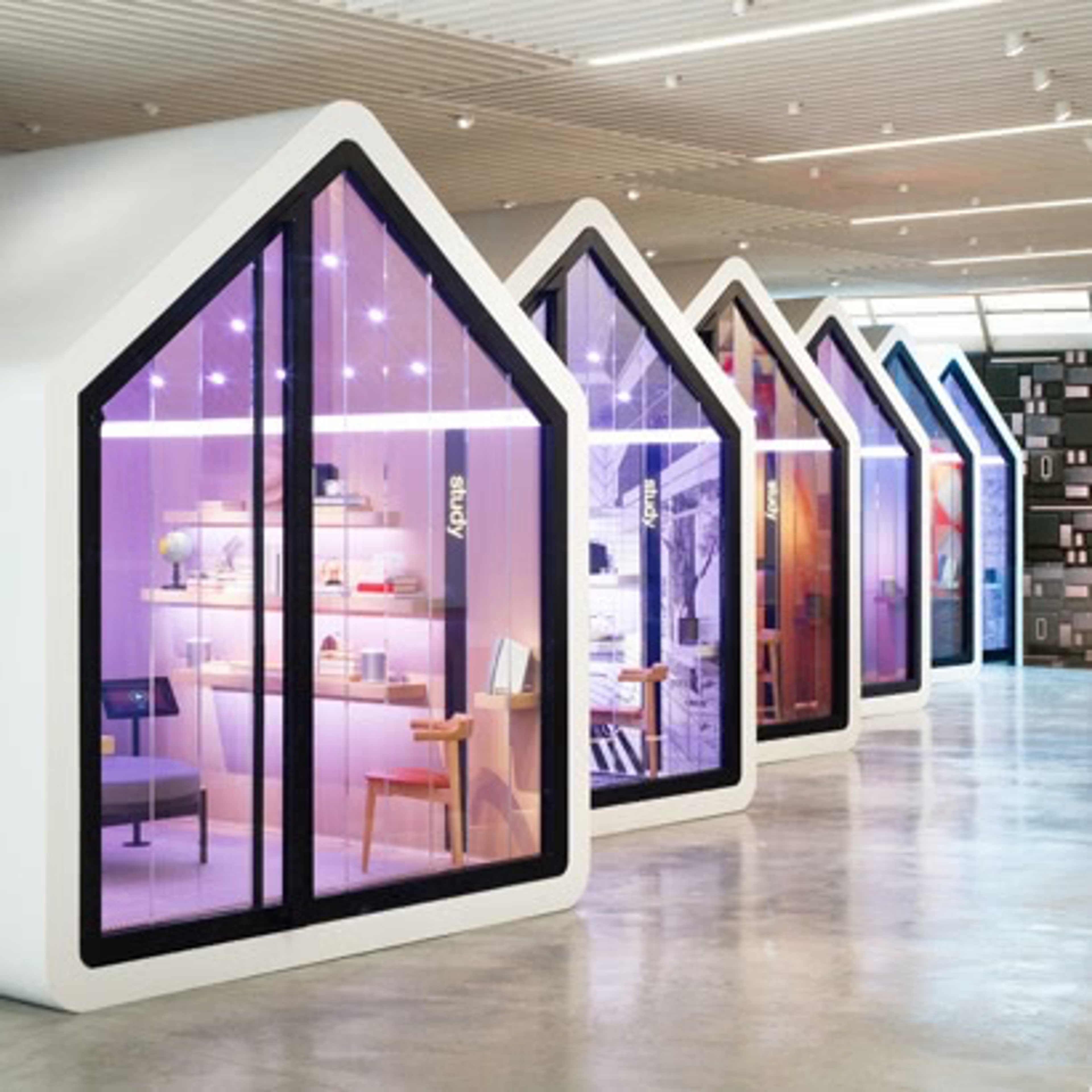 Sonos product display and listening rooms