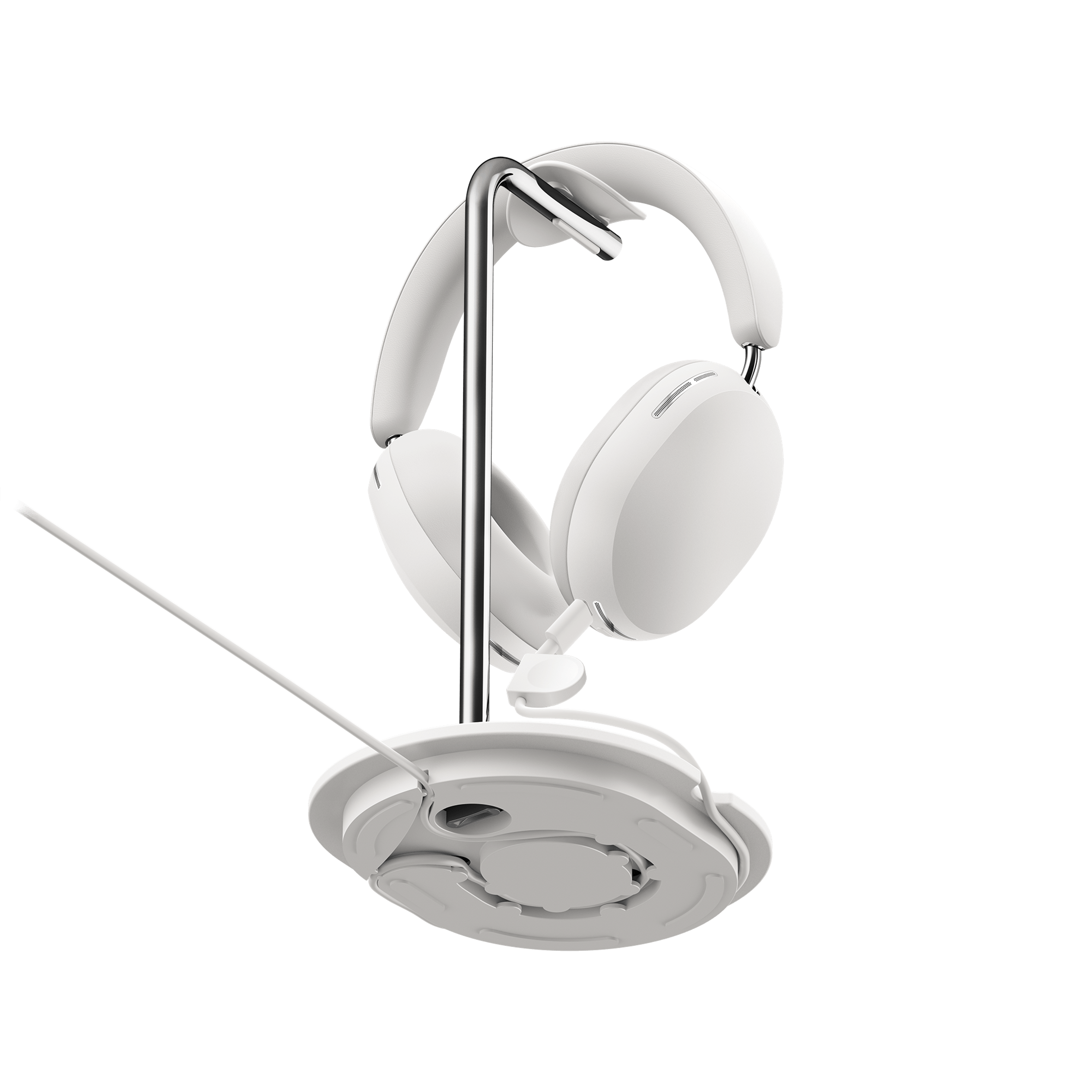 Hvide Sonos Ace-hovedtelefoner på Sanus-stander til Sonos Ace set nedefra med synlig ledning