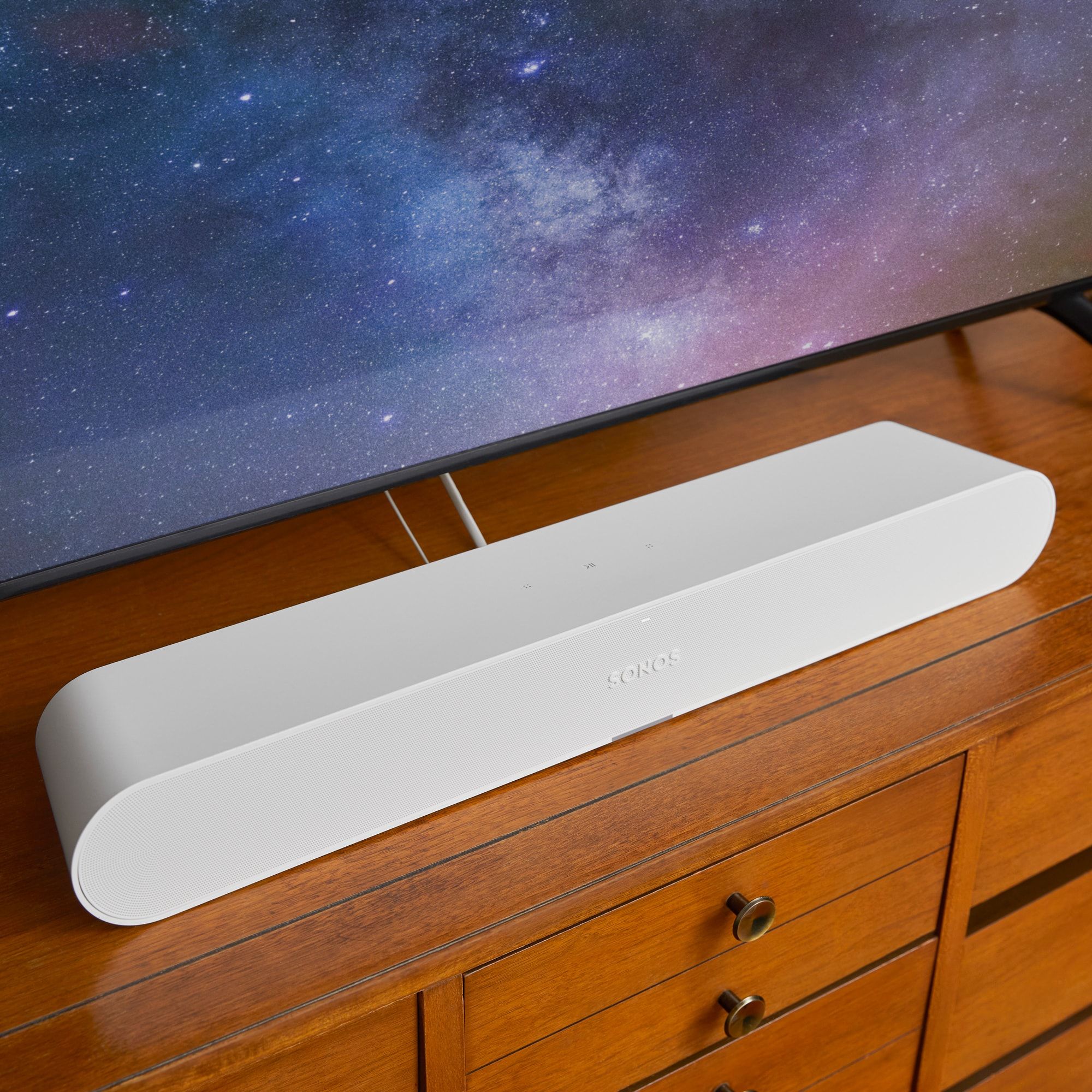 Ray: A Small Soundbar for TV and Gaming - Sonos