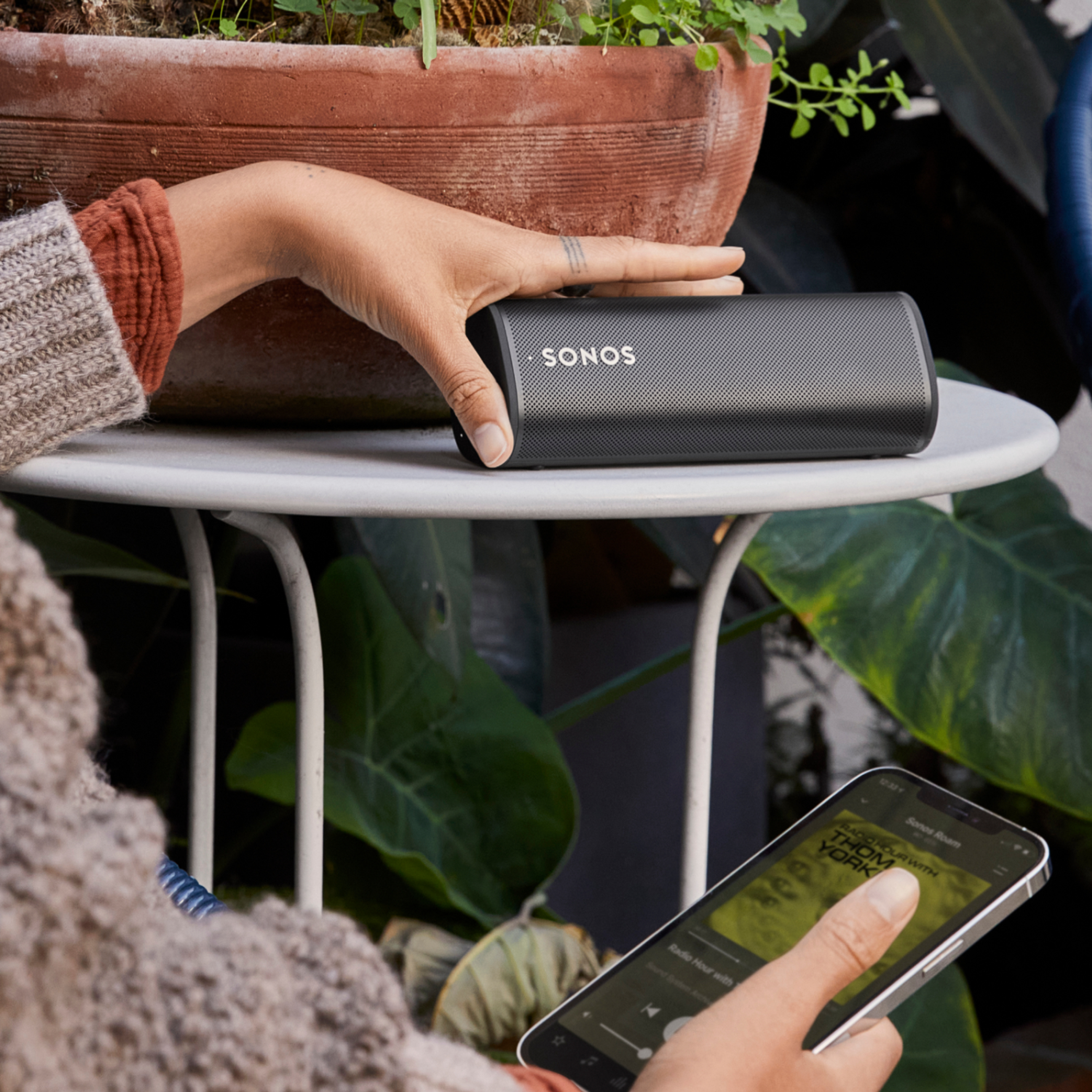 Listening to Sonos Radio outdoors with Shadow Black Roam