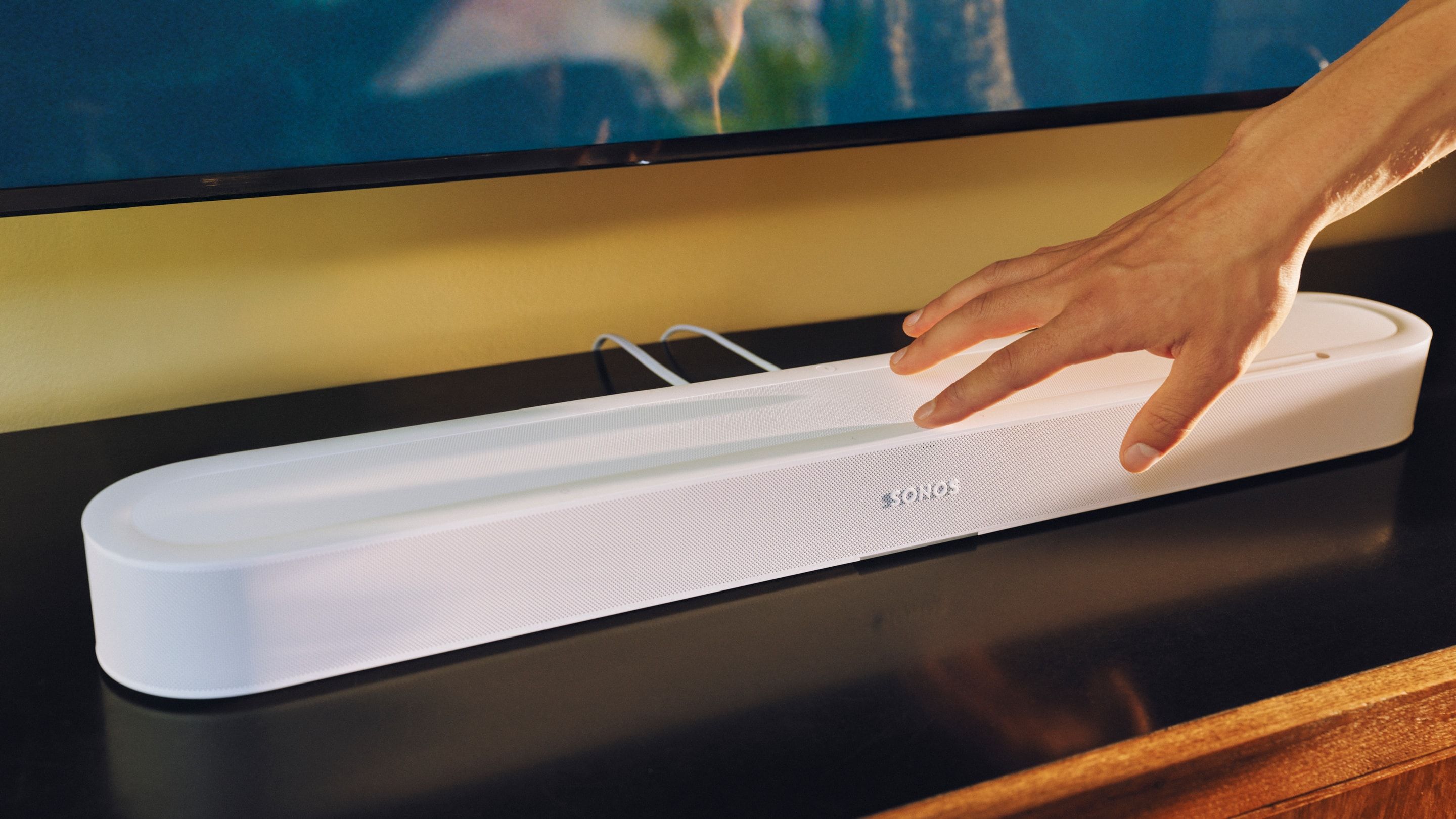 Sonos Beam Ultraが登場 - Dolby Atmos対応のコンパクトサウンドバー